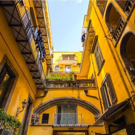 Appartamenti San Gregorio Armeno Nápoles Exterior foto